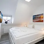 Albatros Og Apartment *